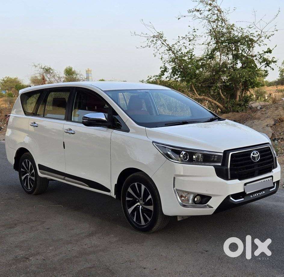 Toyota Innova Crysta Zx 2.4 Diesel 7 Seater, 2023, Diesel