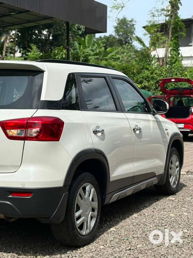 2019 Brezza Diesel Automatic Low Kilometer