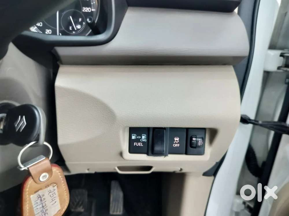 Maruti Suzuki Ertiga Vxi Cng, 2025, Cng & Hybrids