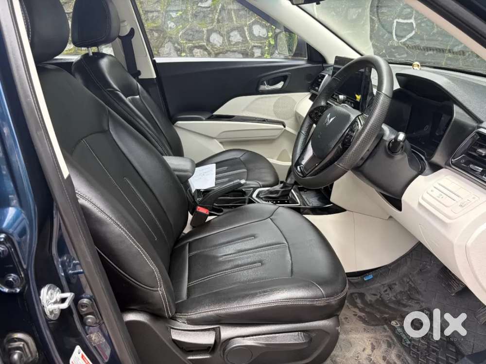 Mahindra Xuv 3xo Ax5l 1.2 Petrol At, 2024, Petrol
