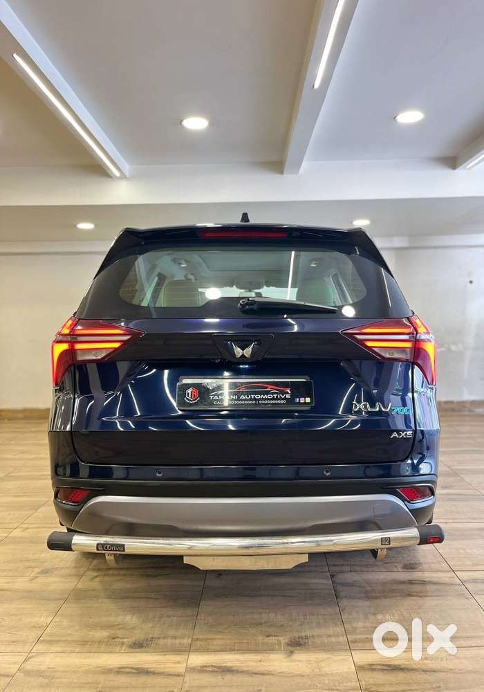 Mahindra Xuv700 2.0 Ax 3 Petrol Mt 5 Str, 2022, Petrol