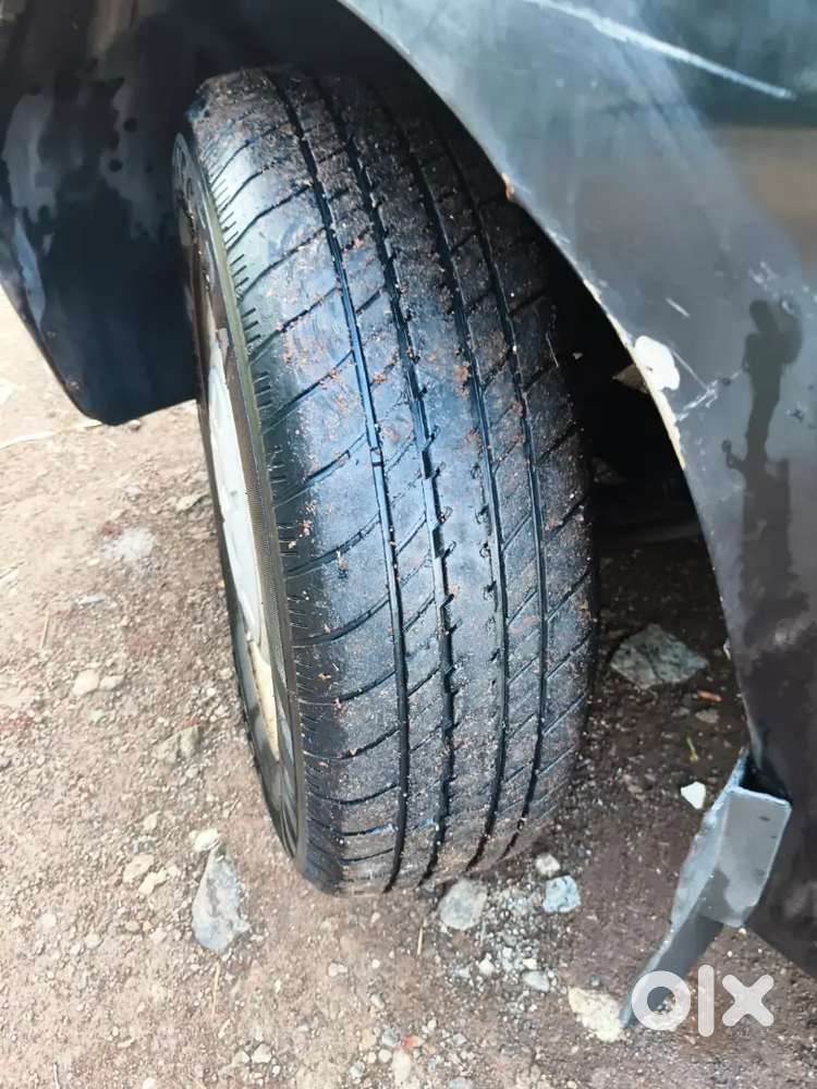 Mahindra Logan Petrol 2007