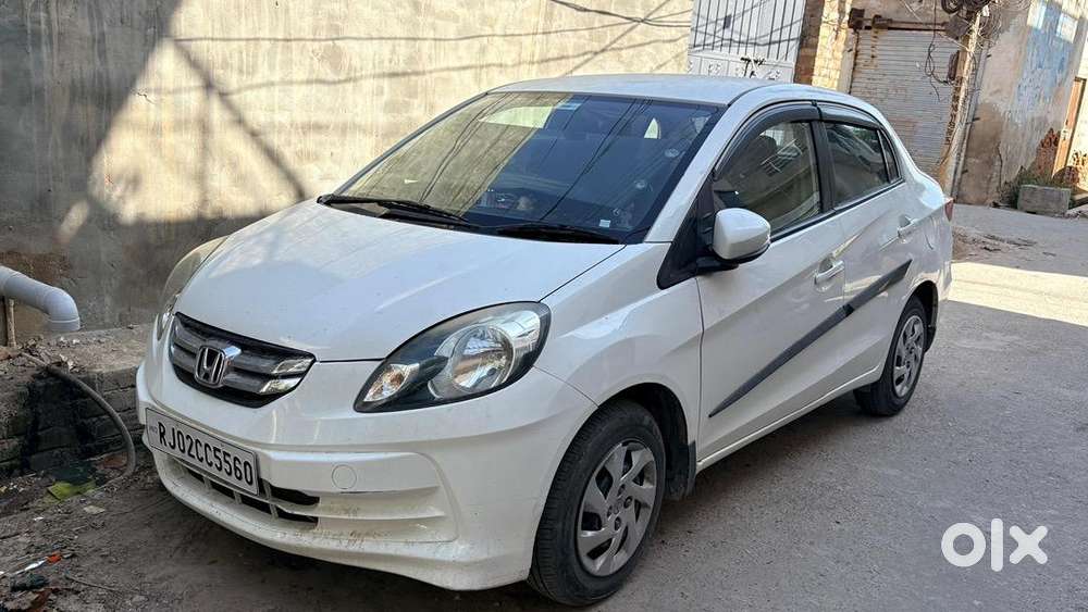 Honda Amaze 2nd Gen 2015 Diesel 93000 Km Driven