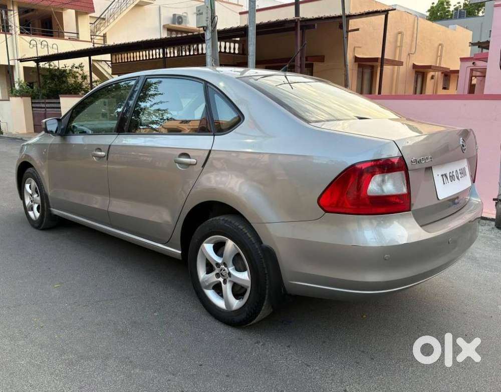 Skoda Rapid 2013-2016 1.5 Tdi At Ambition With Alloy Wheel, 2015, Di..