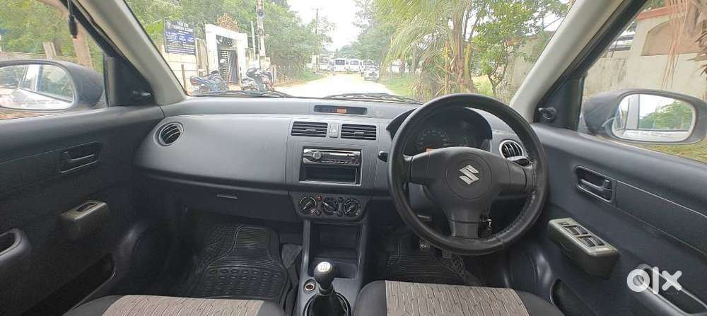 Maruti Suzuki Swift Dzire 1.3 Lxi, 2011, Petrol