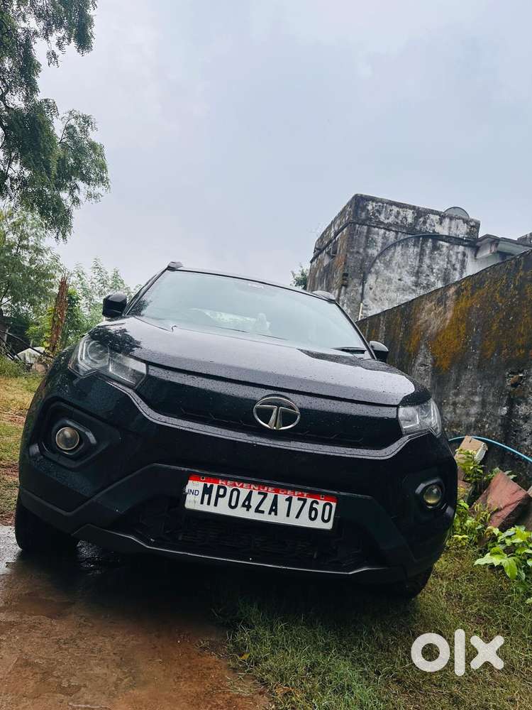 Tata Nexon 1.2 Revotron Xz Plus Hs Dark Edition, 2022, Cng & Hybrids