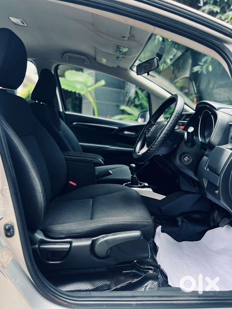 Honda Jazz 1.5 V I-dtec Mt, 2016, Diesel