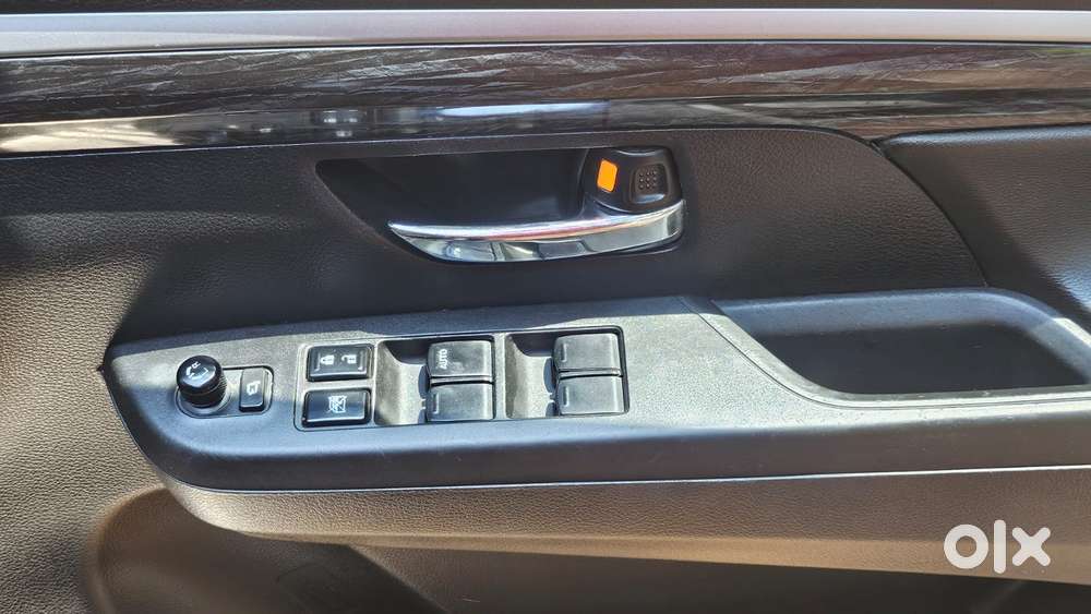 Maruti Suzuki Xl6 Alpha At, 2021, Petrol