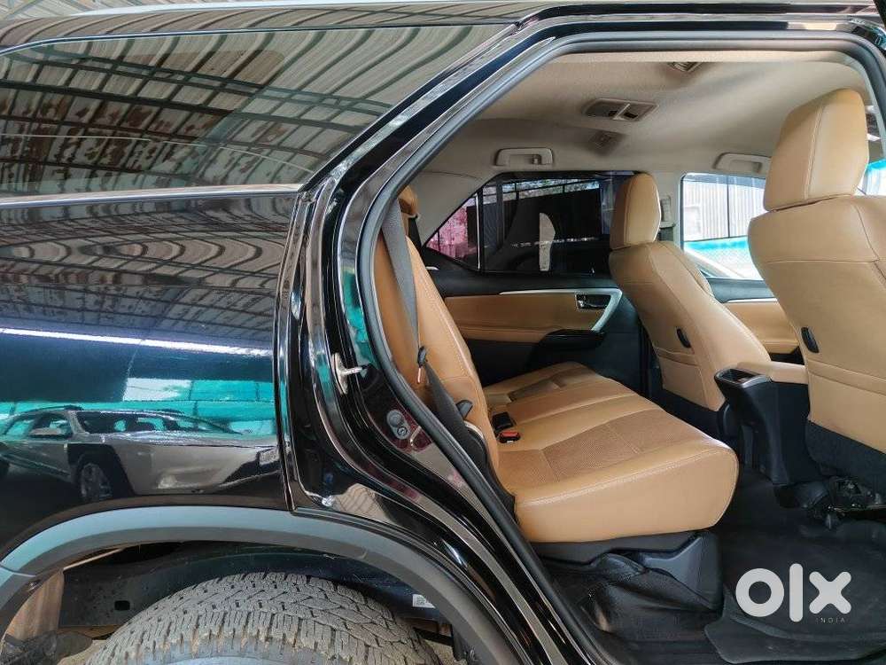 Toyota Fortuner [2021-ongoing] 2.8 2wd Diesel At, 2024, Diesel