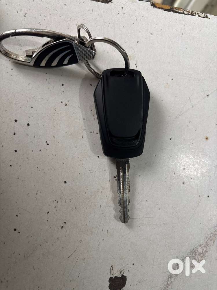 Mahindra Kuv100 Petrol & Cng 2018 Car