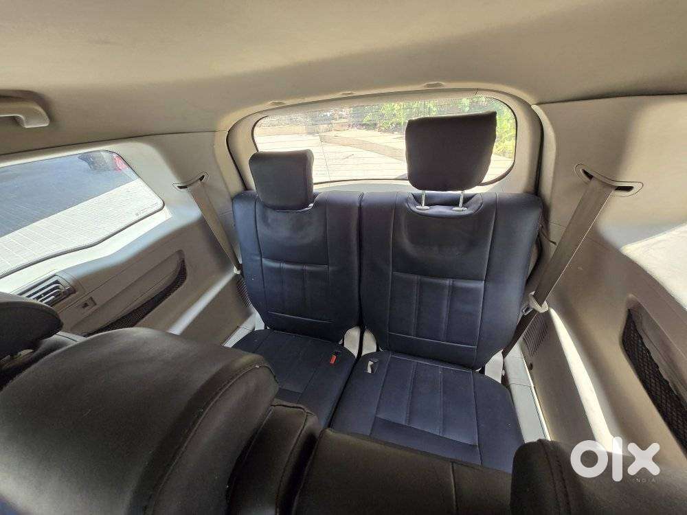 Mahindra Xuv500 2.2 W10 Sportz Edition At, 2016, Diesel