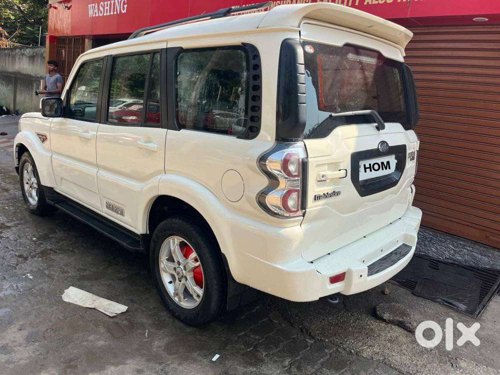 Mahindra Scorpio S10, 2016, Diesel