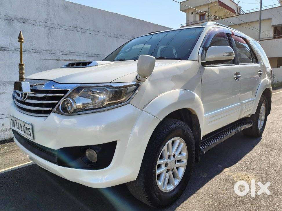 Toyota Fortuner 3.0 4x2 Mt, 2014, Diesel