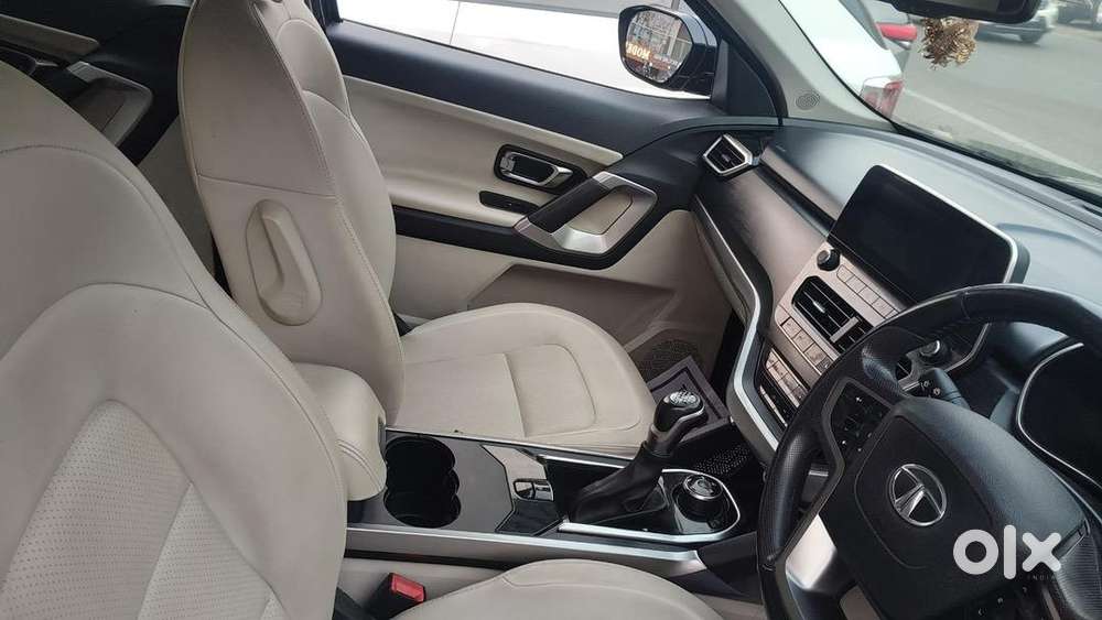 Tata Safari 2021 Model Grey Color 6 Seater Diesel Automatic