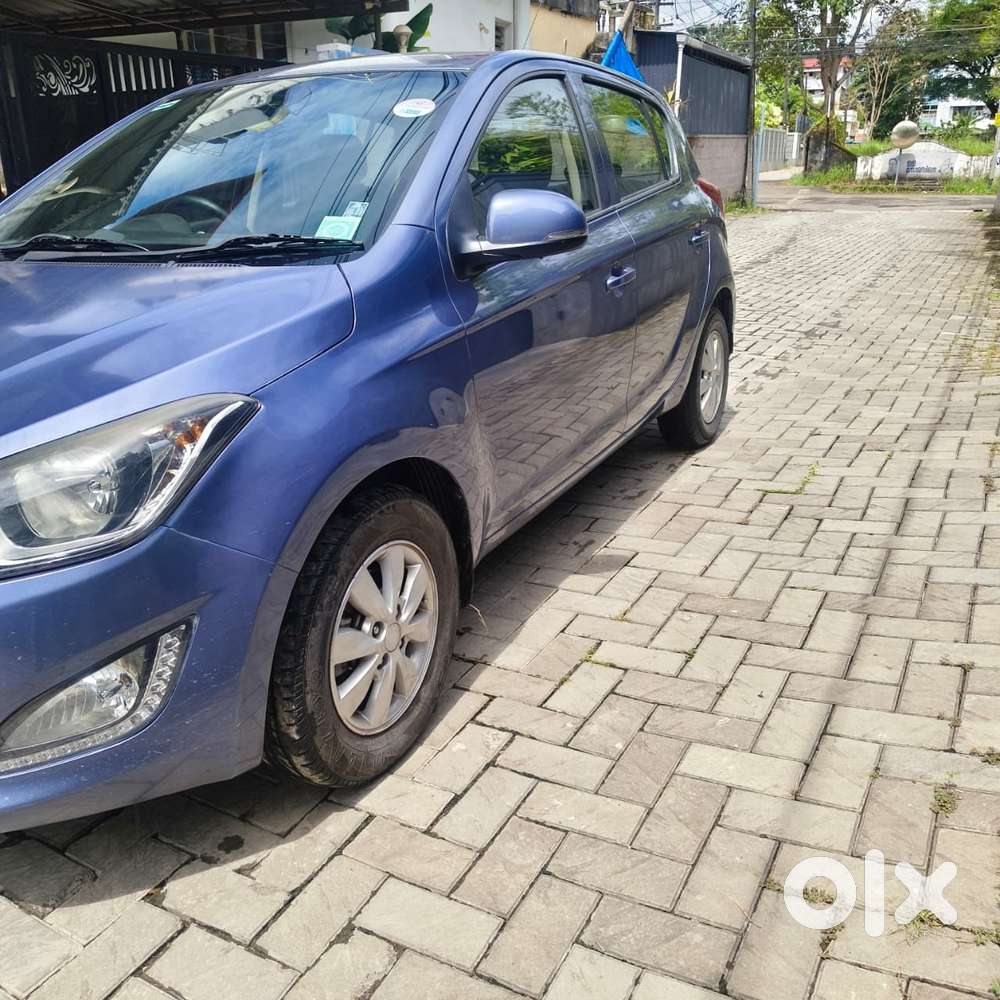 Hyundai I20 Sportz At 1.4, 2013, Petrol