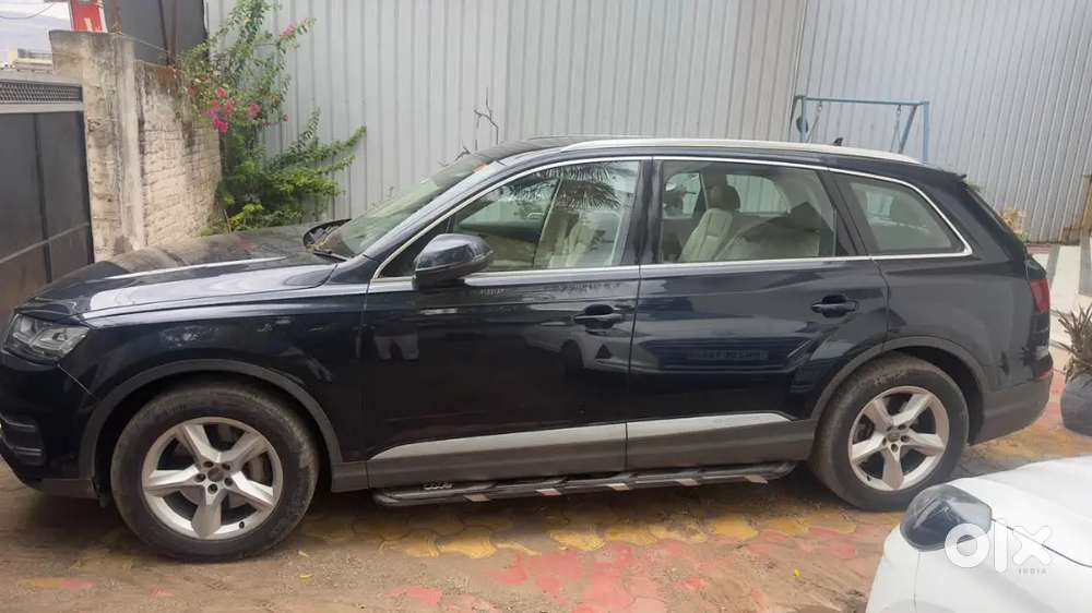 2017 Audi Q7 45 Tdi Technology  Diesel  ~1.0 Lakh Km