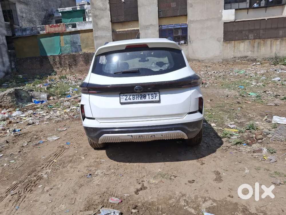 Brand New Tata Safari Top Model Manual