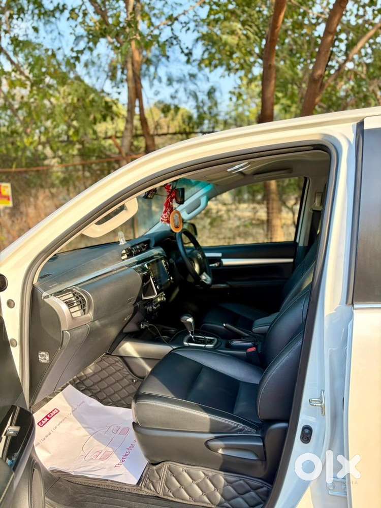 Toyota Hilux 4x4 At 2024 Model With Vip 0006 Number