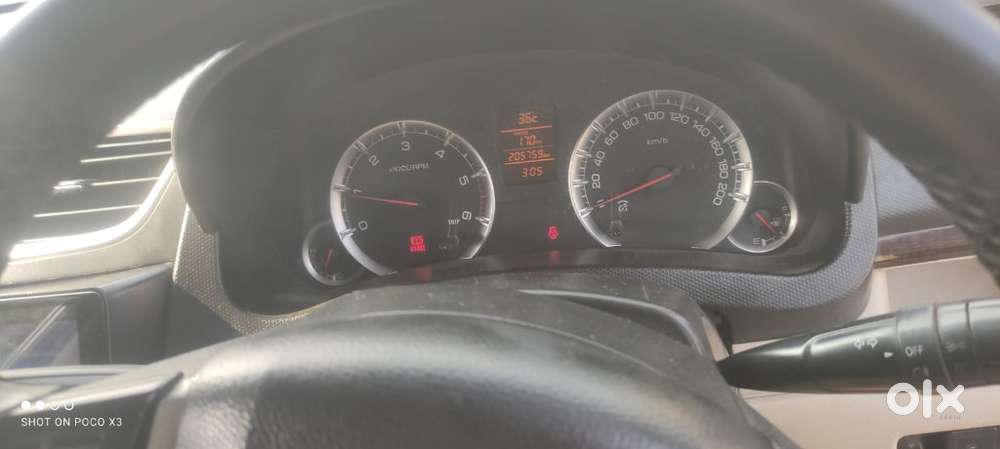 Maruti Suzuki Swift Dzire Zdi Bsiv, 2014, Diesel