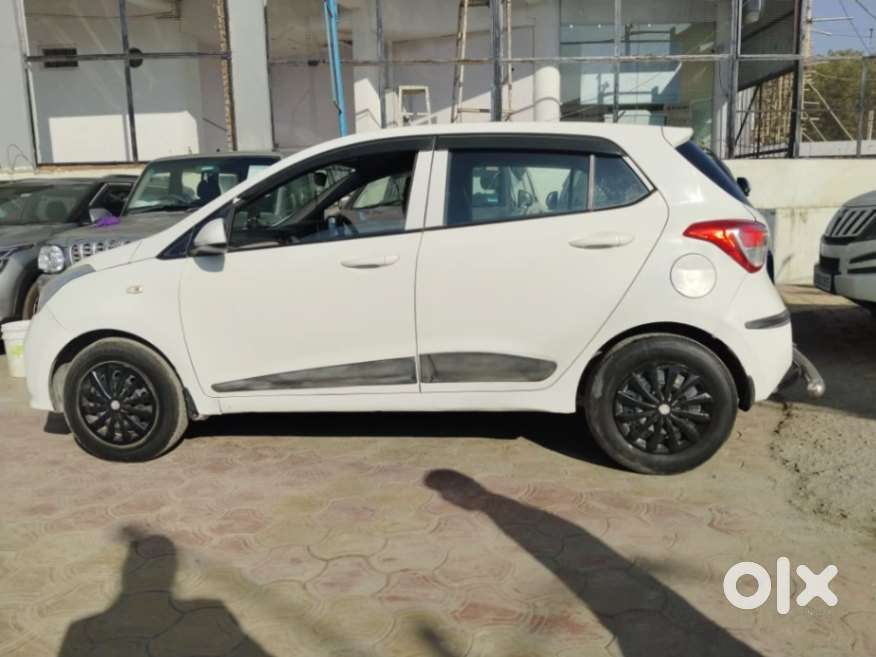 Hyundai I10 Sportz Option, 2017, Petrol