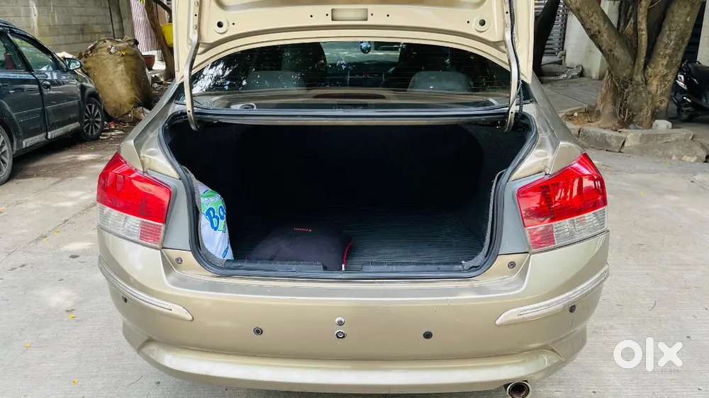 Honda City 1.5 Exclusive 2011 Petrol