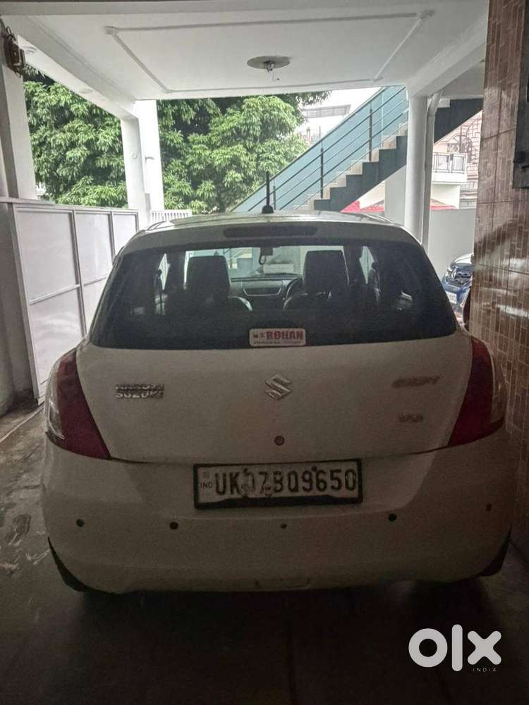 Maruti Suzuki Swift Petrol
