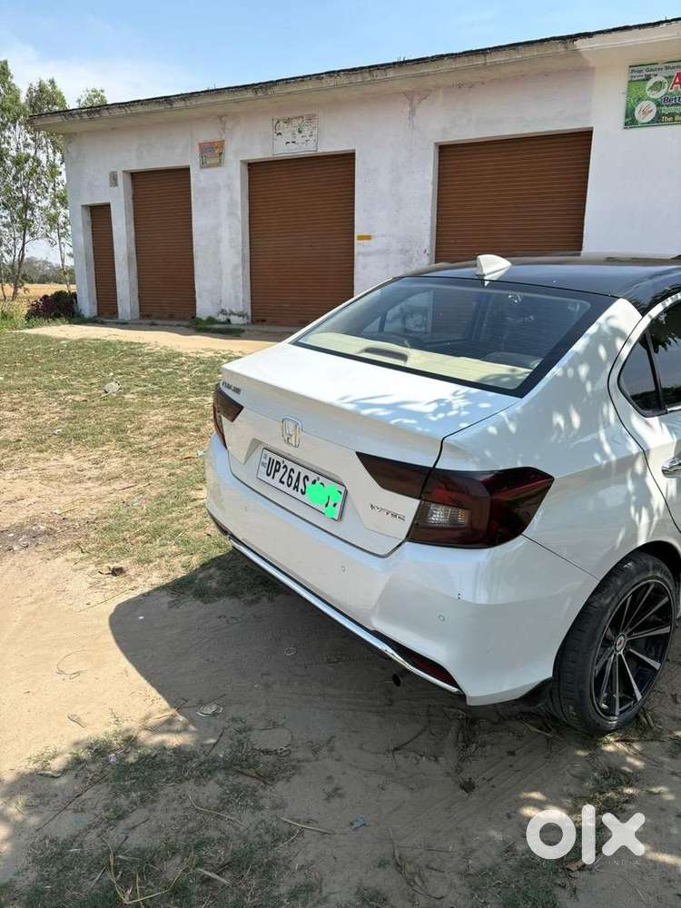 Honda Amaze 2023 Petrol Well Maintained