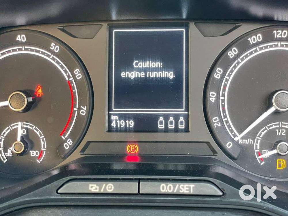 Skoda Kushaq 1.0 Tsi Active, 2023, Petrol