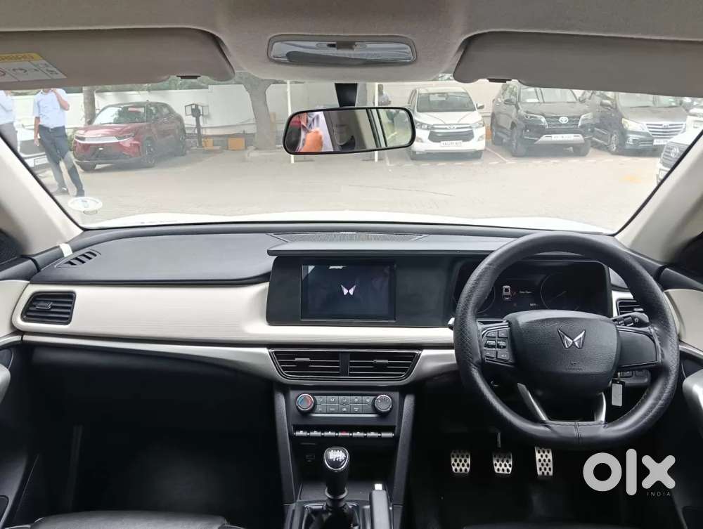 Mahindra Xuv700, 2025, Petrol