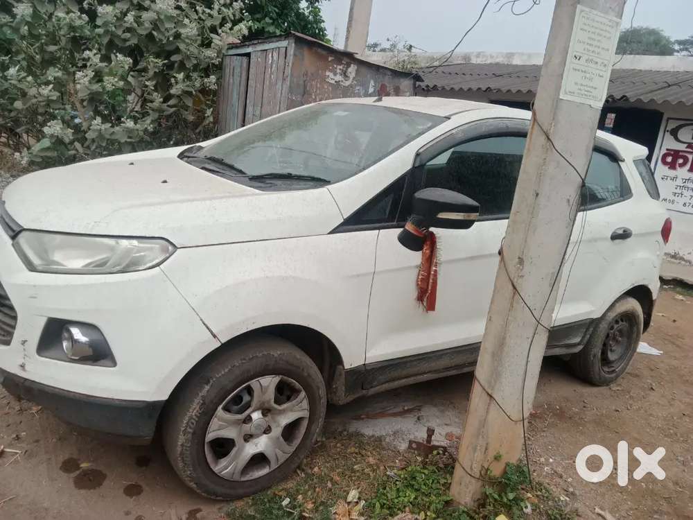 Ford Aspire Titatinium Blu 2014