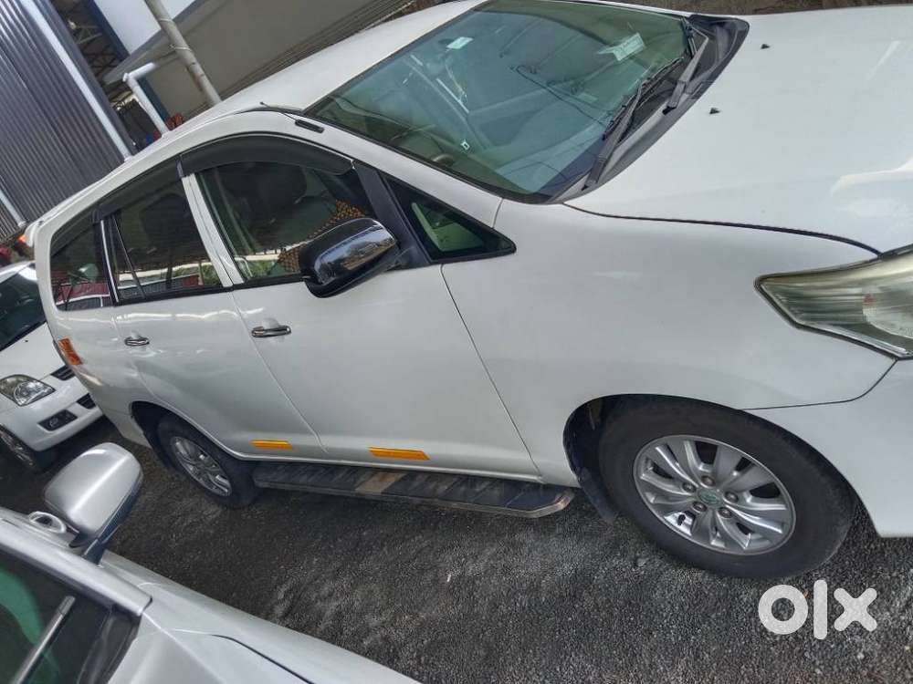 Toyota Innova 2.5 V 7 Str, 2009, Diesel