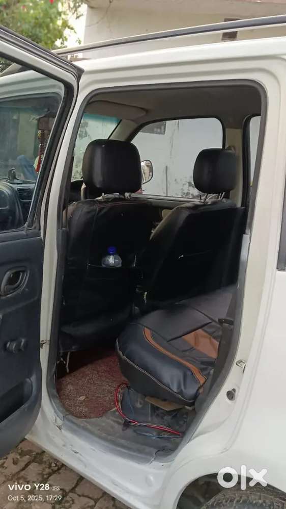 Car Bech Rahe Hain Gadi Hamari Ful Maintain Hai Koi Dikkat Nahin Hai J