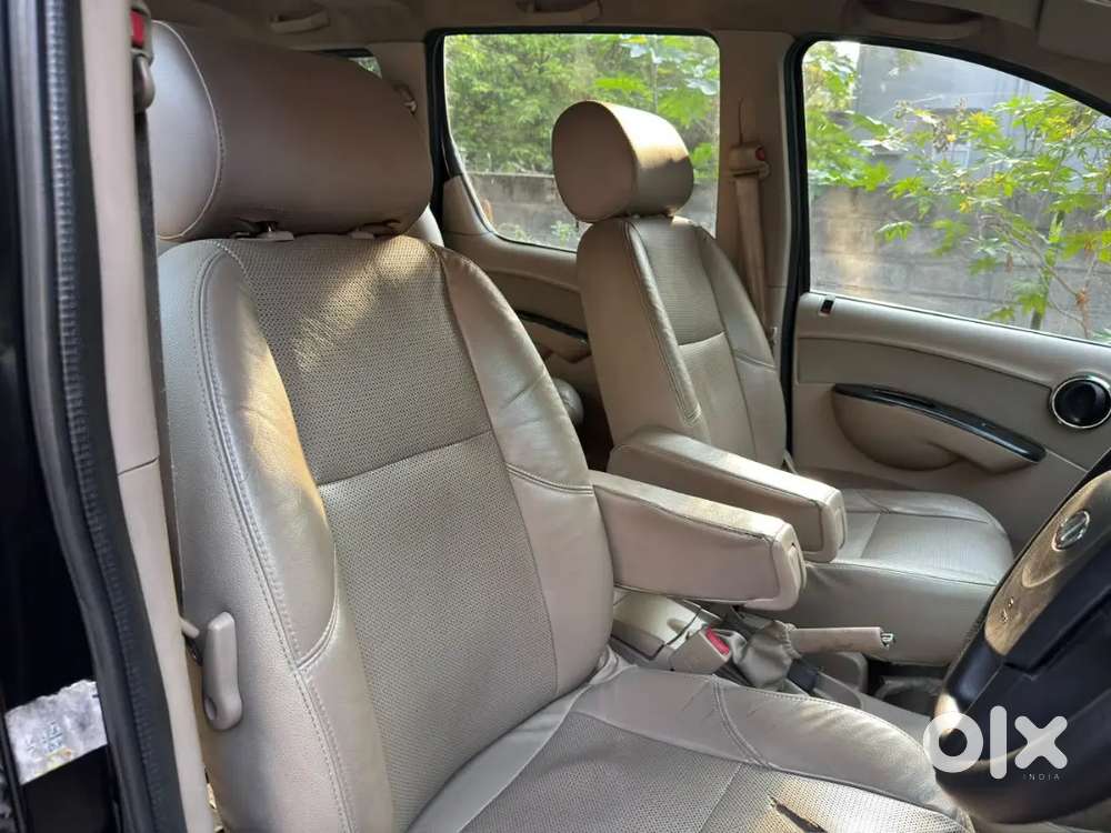 Mahindra Xylo H9 Topend With Airbag, 2.2 Mhawk