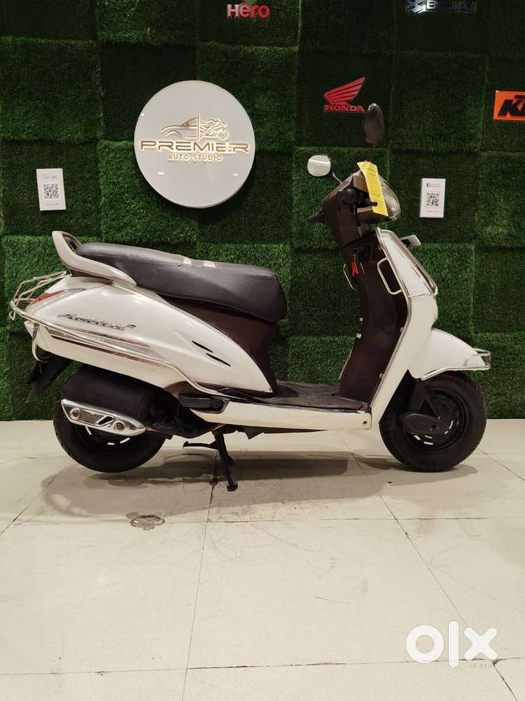 Pearl Precious White Honda Activa 6g Price White Colour New Activa