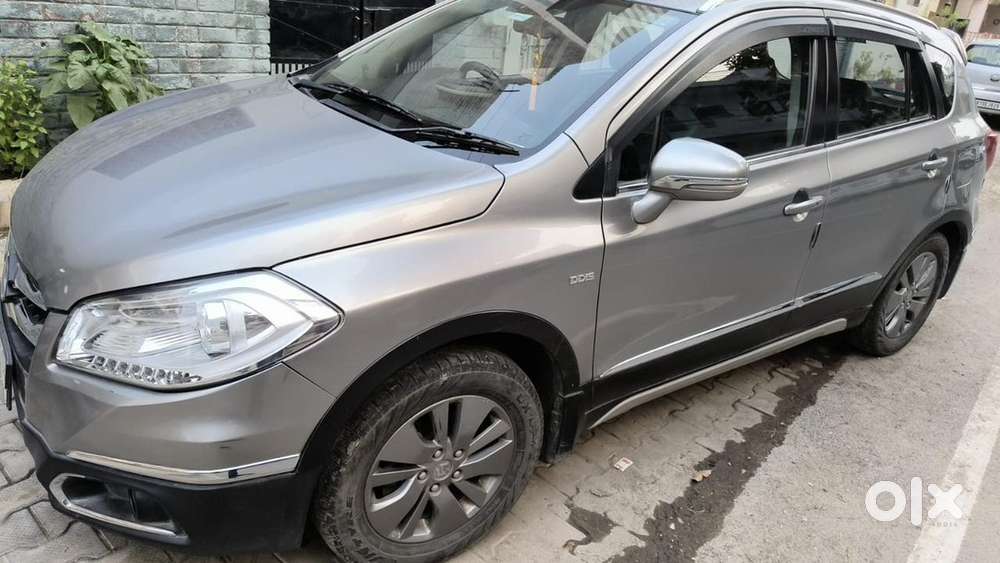 Maruti Suzuki S-cross 2016 Diesel Well Maintained