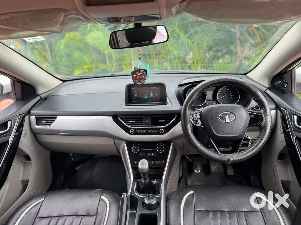 Tata Nexon 1.2 Revotron Xz, 2019, Petrol