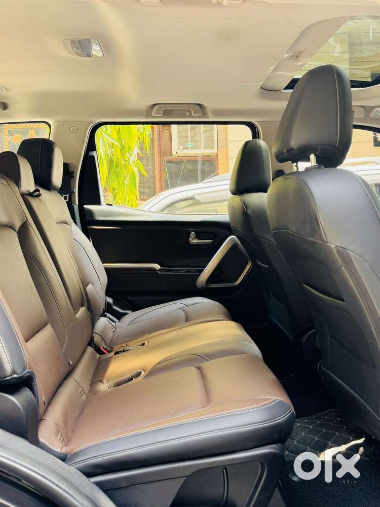 Mahindra Scorpio N D At 2wd Z8 S 7s Z8 Select, 2025, Petrol