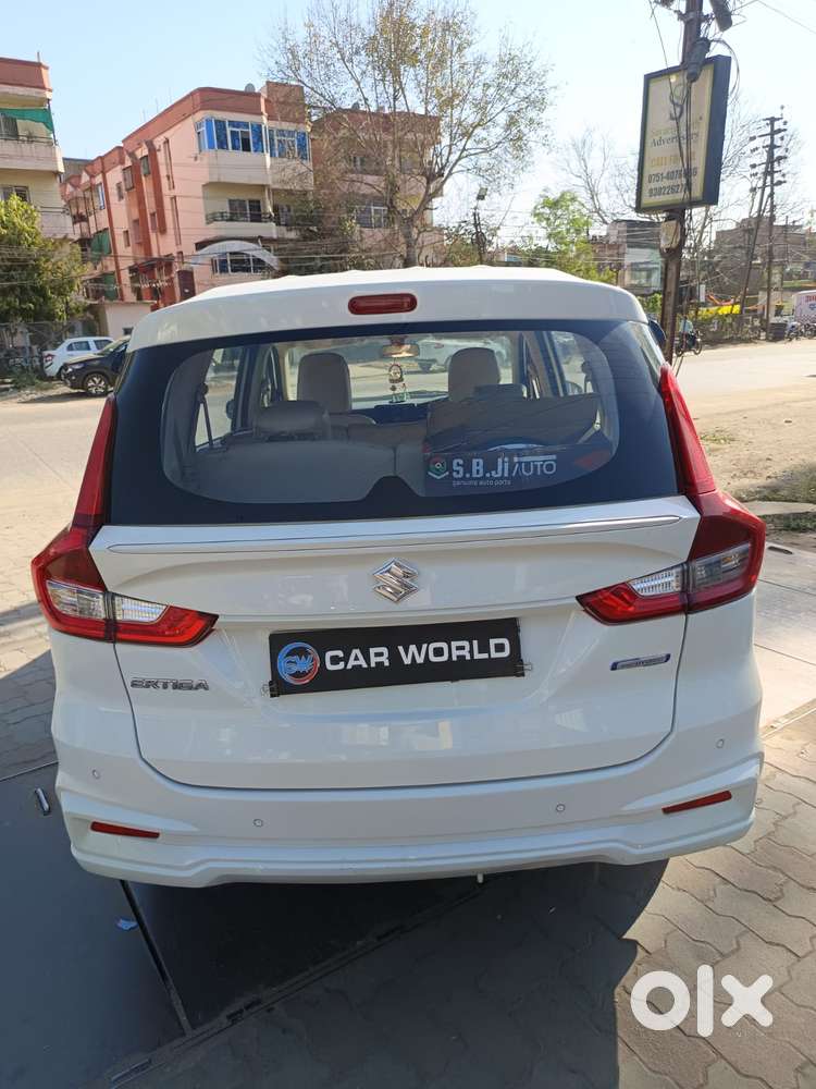 Maruti Suzuki Ertiga 2022-2023 Vxi Cng, 2024, Cng & Hybrids