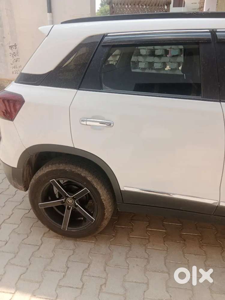 Maruti Suzuki Vitara Brezza 2022 Petrol 70000 Km Driven