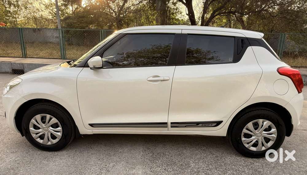 Maruti Suzuki Swift Vxi Optional, 2021, Petrol