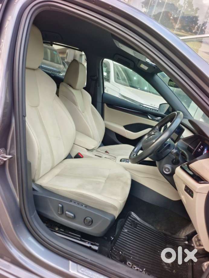 Skoda Octavia 2.0 L K Tsi At, 2022, Petrol