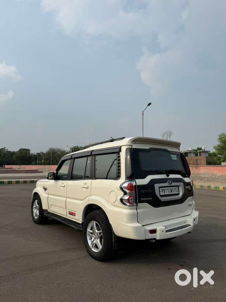 Mahindra Scorpio Diesel Manual 2015