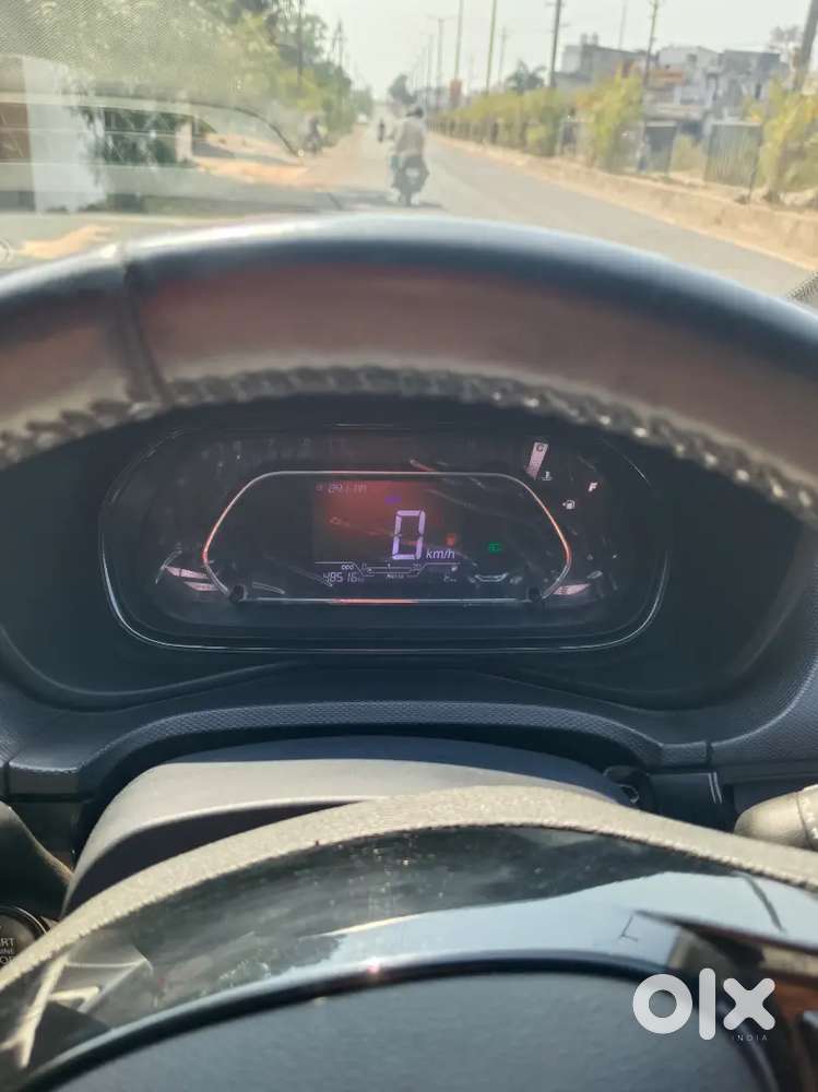 Tata Nexon Dark Edition