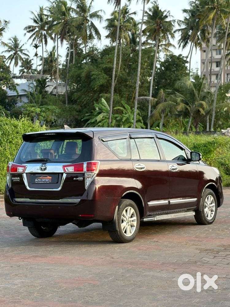 Toyota Innova Crysta 2.4 Gx Mt, 2016, Diesel