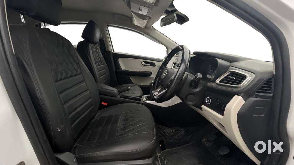 Tata Altroz 1.2 Xz Plus Petrol, 2022, Petrol