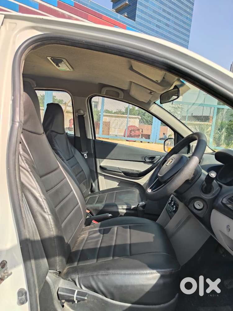 Tata Tiago 1.2 Revotron Xt (o), 2018, Petrol