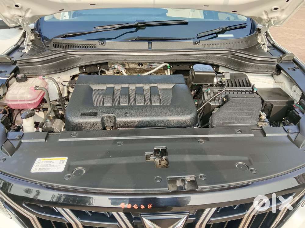 Mahindra Xuv700 2.2 Ax 7 Diesel At Str, 2022, Diesel