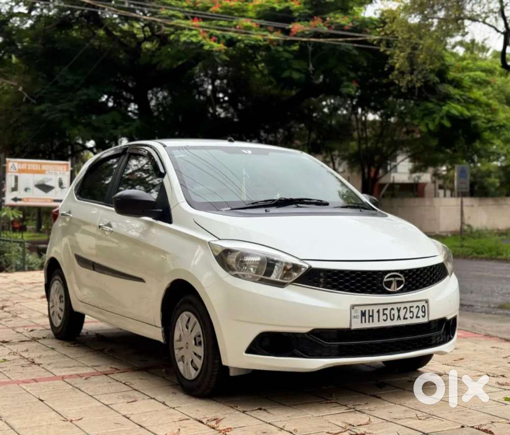 Tata Tiago Xe, 2019, Petrol