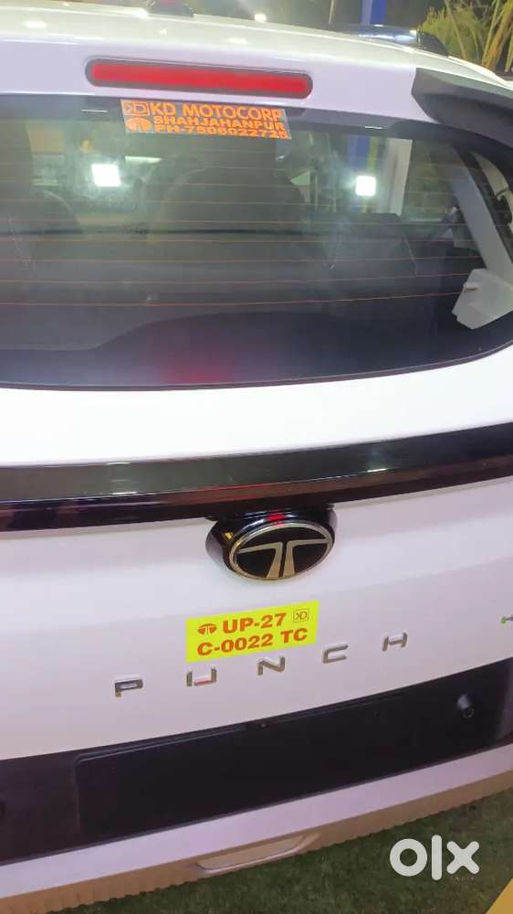 Top Model 2026 With Sunroof