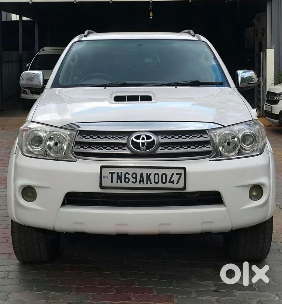 Toyota Fortuner 3.0 4x4 Manual, 2010, Diesel